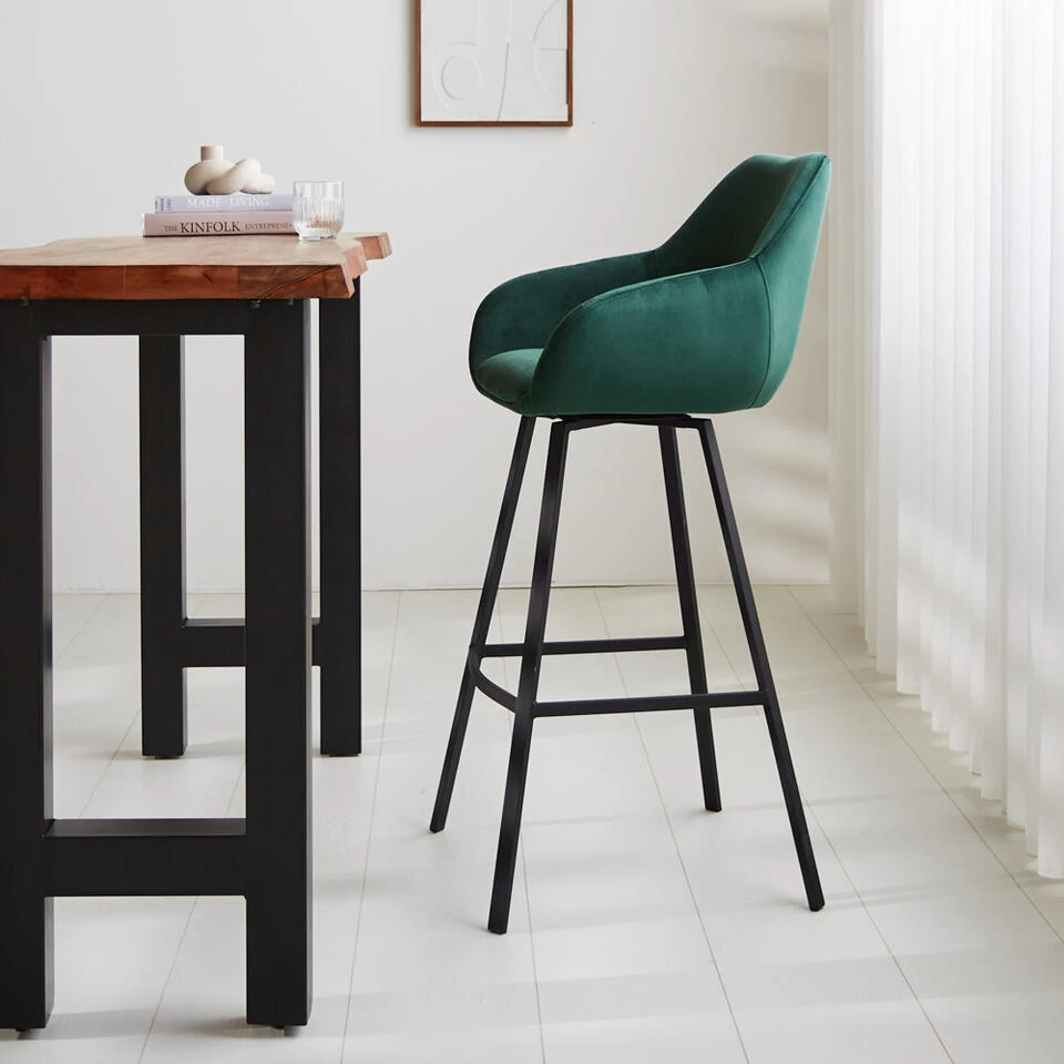 Barkruk Elise Velvet Groen Draaibaar Met Armleuning Zithoogte 79 Cm Stof - Image 2