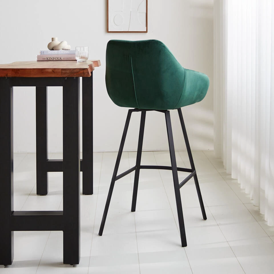 Barkruk Elise Velvet Groen Draaibaar Met Armleuning Zithoogte 79 Cm Stof - Image 3